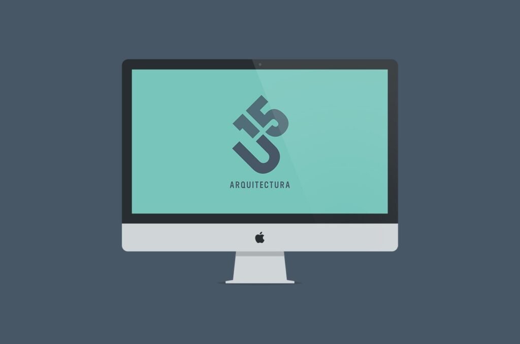 Diseño de logotipo y aplicaciones en elementos de identidad corporativa para U15 Arquitectura - Un trabajo de Silvia Calavera