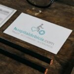 Diseño de logotipo e imagen corporativa para el Hospital de Bicis - Un trabajo de Silvia Calavera